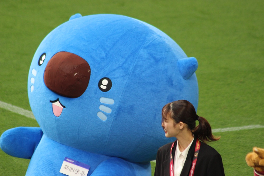 ノエビアスタジアム神戸を周るあおまる