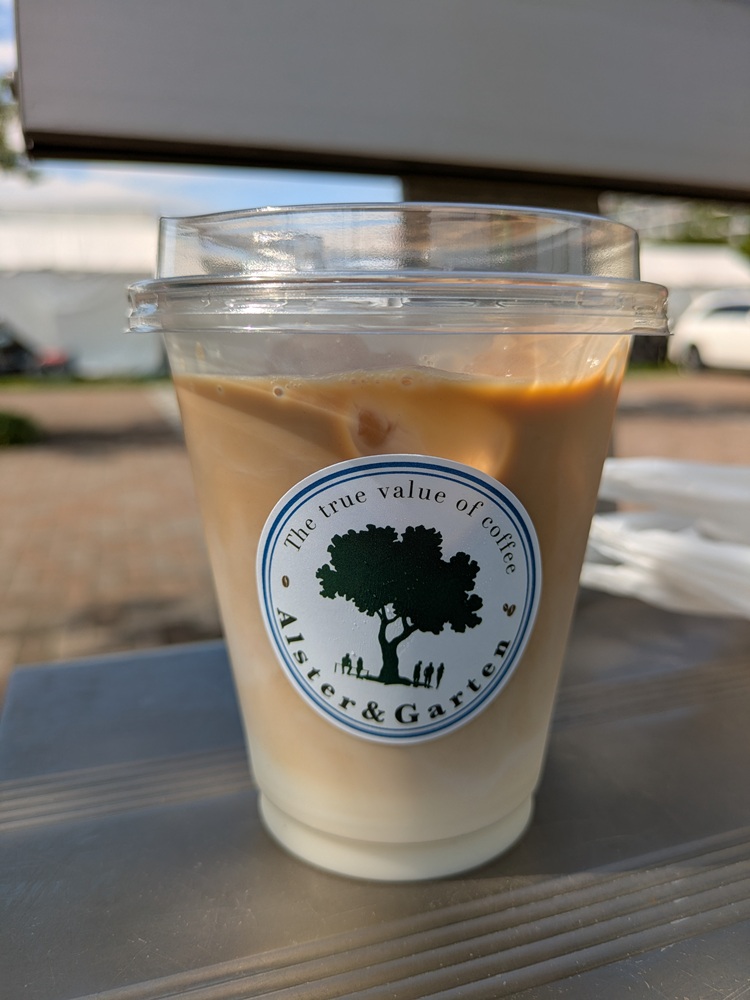 Alster&Garten(アルスター&ガーデン)のアイスカフェラテ