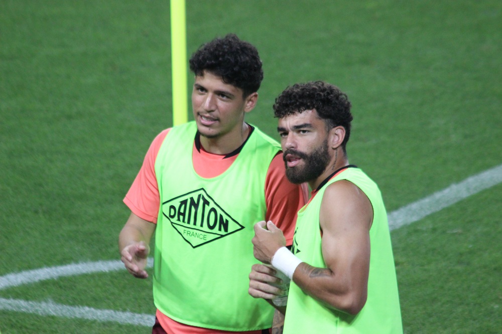 ヴィッセル神戸:MF77グスタボ クリスマン選手&DF16カエターノ選手