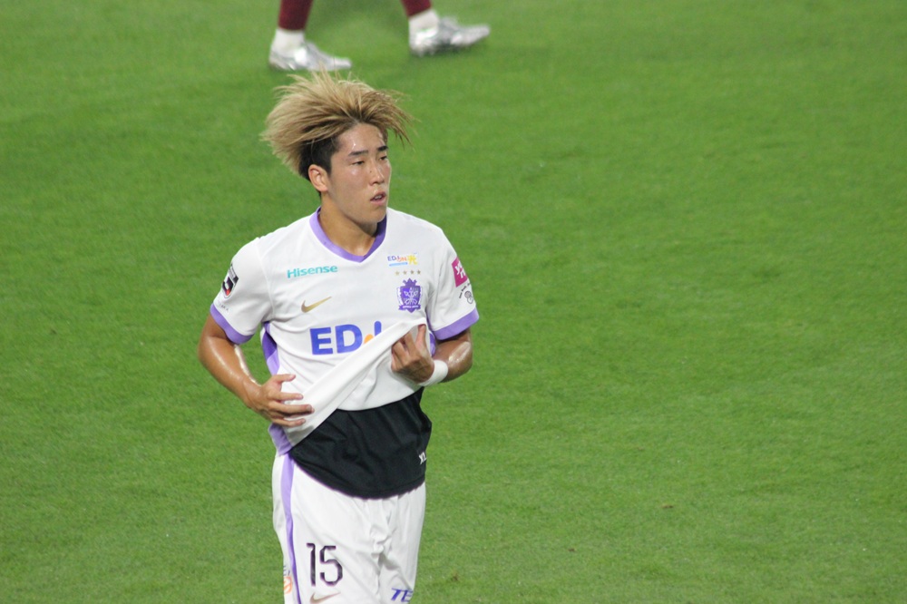 サンフレッチェ広島:DF15中野就斗選手